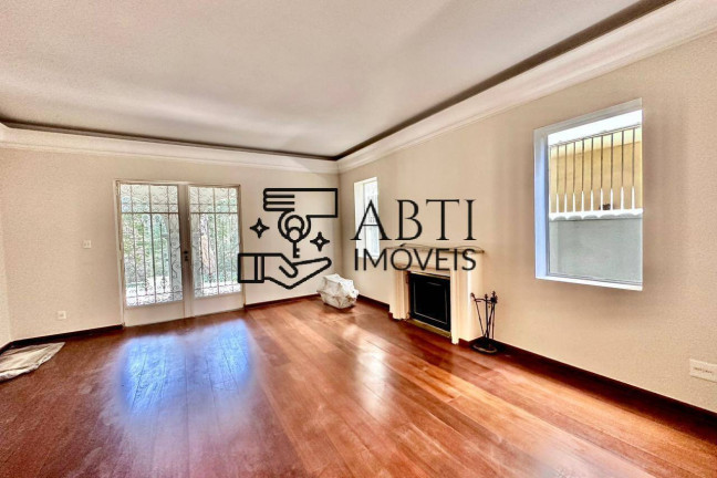 Imagem Casa com 4 Quartos à Venda, 343 m² em Jardim Paulista - São Paulo