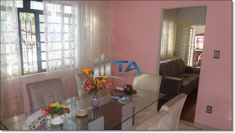 Imagem Casa com 3 Quartos à Venda, 450 m² em Jardim Nova Europa - Campinas