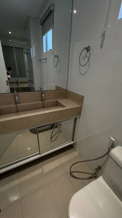 Imagem Apartamento com 3 Quartos à Venda, 128 m² em Meia Praia - Itapema Imagem Apartamento com 3 Quartos à Venda, 128 m² em Meia Praia - Itapema