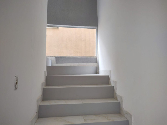 Imagem Casa com 4 Quartos à Venda, 216 m² em Albuquerque - Teresópolis Imagem Casa com 4 Quartos à Venda, 216 m² em Albuquerque - Teresópolis