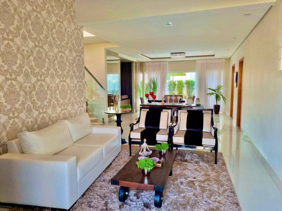 Imagem Casa de Condomínio com 4 Quartos à Venda, em Jardim Itália - Cuiabá Imagem Casa de Condomínio com 4 Quartos à Venda, em Jardim Itália - Cuiabá