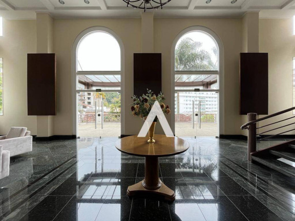 Apartamento com 5 Quartos à Venda, 256 m² em Agriões - Teresópolis