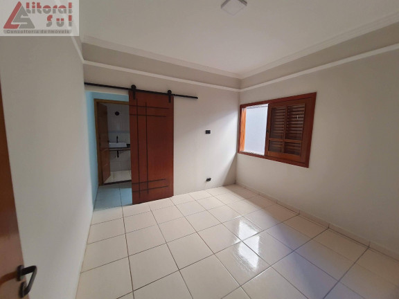 Imagem Casa com 3 Quartos à Venda, 124 m² em Maracanã - Praia Grande Imagem Casa com 3 Quartos à Venda, 124 m² em Maracanã - Praia Grande