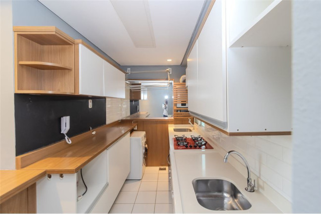 Imagem Apartamento com 3 Quartos à Venda, 70 m² em Humaitá - Porto Alegre Imagem Apartamento com 3 Quartos à Venda, 70 m² em Humaitá - Porto Alegre