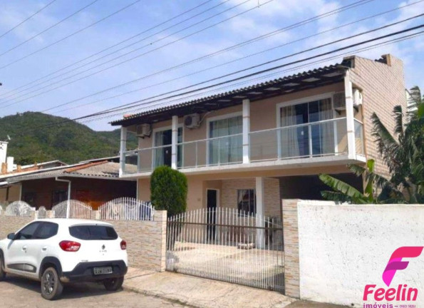 Imagem Casa com 5 Quartos à Venda, 118 m² em Ribeirão Da Ilha - Florianópolis