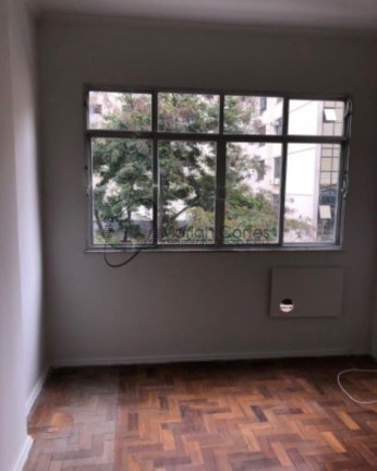 Imagem Imóvel com 1 Quarto à Venda, 55 m² em Icaraí - Niterói Imagem Imóvel com 1 Quarto à Venda, 55 m² em Icaraí - Niterói