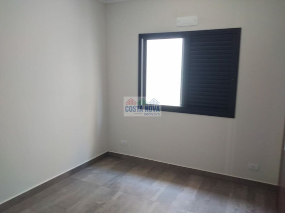 Imagem Casa com 2 Quartos à Venda, 88 m² Imagem Casa com 2 Quartos à Venda, 88 m²