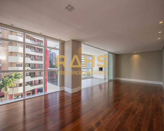 Imagem Apartamento com 4 Quartos à Venda, 252 m² em Centro - Joinville Imagem Apartamento com 4 Quartos à Venda, 252 m² em Centro - Joinville