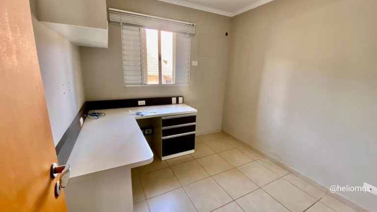 Imagem Sobrado com 3 Quartos à Venda, 140 m² em Vila Morumbi - Campo Grande Imagem Sobrado com 3 Quartos à Venda, 140 m² em Vila Morumbi - Campo Grande