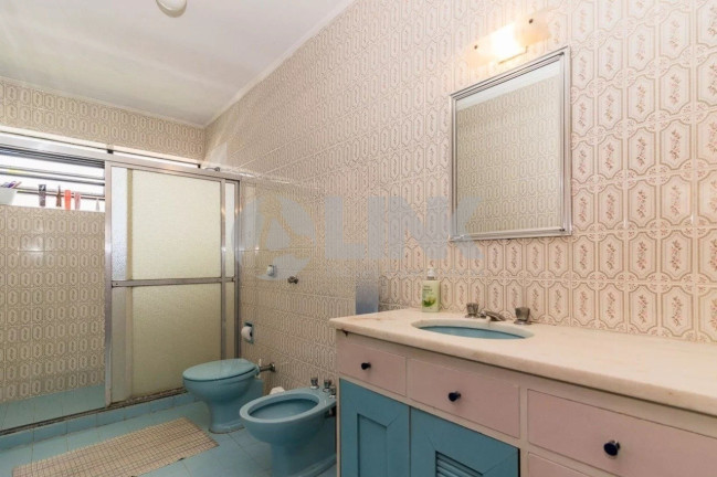 Imagem Casa com 3 Quartos à Venda, 250 m² em Três Figueiras - Porto Alegre