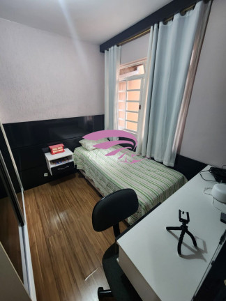 Imagem Casa com 4 Quartos à Venda, 120 m² em Alto Boqueirão - Curitiba