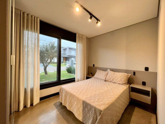 Imagem Casa de Condomínio com 4 Quartos à Venda, 278 m² em Centro - Xangri-lá