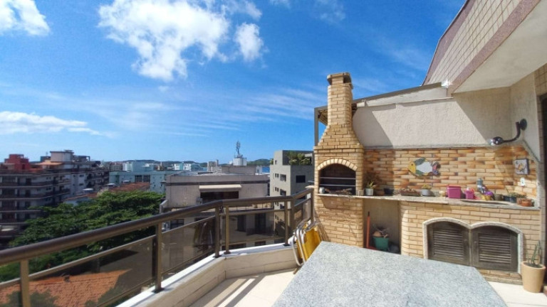 Imagem Cobertura com 4 Quartos à Venda, 192 m² em Algodoal - Cabo Frio