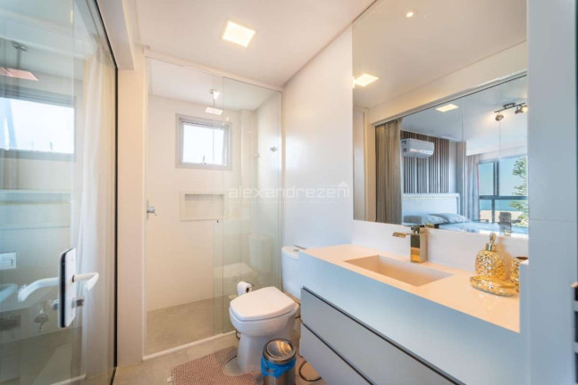 Imagem Cobertura com 3 Quartos à Venda, 200 m² em 4 Ilhas - Bombinhas Imagem Cobertura com 3 Quartos à Venda, 200 m² em 4 Ilhas - Bombinhas