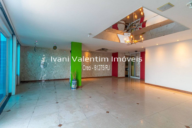 Imagem Cobertura com 4 Quartos à Venda, 425 m² em Copacabana - Rio De Janeiro Imagem Cobertura com 4 Quartos à Venda, 425 m² em Copacabana - Rio De Janeiro