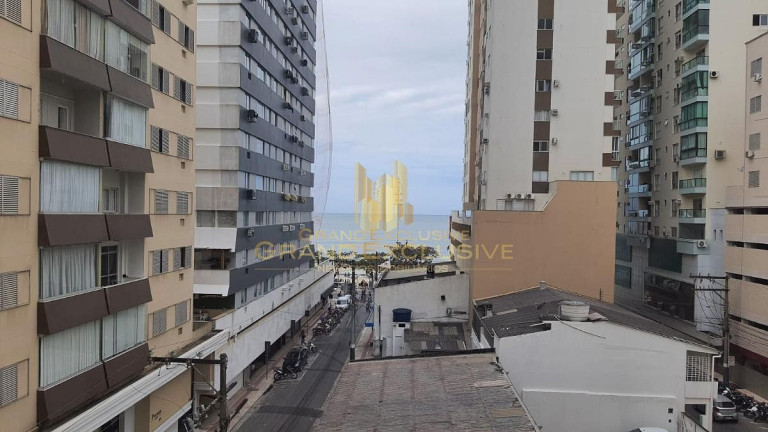 Imagem Apartamento com 3 Quartos à Venda, 230 m² em Centro - Balneário Camboriú