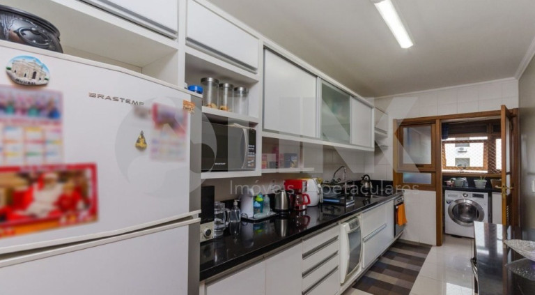 Imagem Apartamento com 3 Quartos à Venda, 138 m² em Jardim Lindóia - Porto Alegre Imagem Apartamento com 3 Quartos à Venda, 138 m² em Jardim Lindóia - Porto Alegre