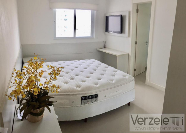 Imagem Apartamento com 3 Quartos à Venda, 130 m² em Centro - Balneário Camboriú Imagem Apartamento com 3 Quartos à Venda, 130 m² em Centro - Balneário Camboriú
