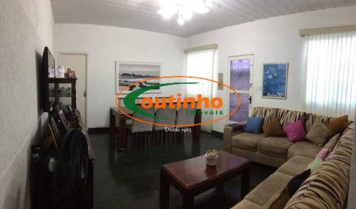 Imagem Casa com 3 Quartos à Venda, 190 m² em Andaraí - Rio De Janeiro Imagem Casa com 3 Quartos à Venda, 190 m² em Andaraí - Rio De Janeiro