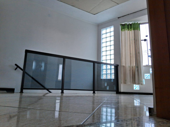 Imagem Casa com 3 Quartos à Venda, 190 m² em Centro - Diadema