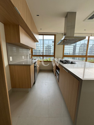 Imagem Apartamento com 3 Quartos para Alugar, 147 m² em Itaim Bibi - São Paulo