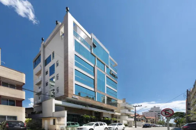 Apartamento com 2 Quartos à Venda, 80 m² em Bombas - Bombinhas