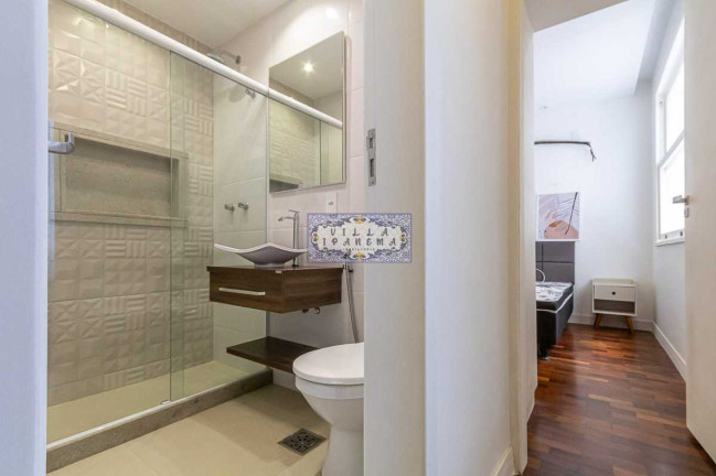 Imagem Apartamento com 2 Quartos à Venda, 81 m² em Copacabana - Rio De Janeiro