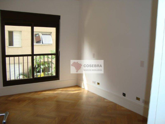 Foto do imóvel Apartamento com 3 Quartos à Venda, 210 m² em Vila Nova Conceição - São Paulo