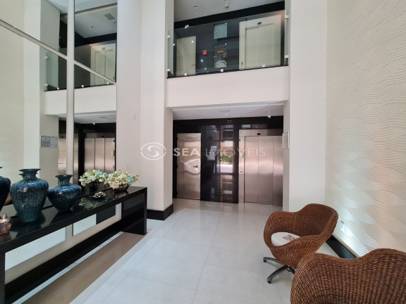 Imagem Apartamento com 3 Quartos à Venda, 250 m² em Centro - Balneário Camboriú Imagem Apartamento com 3 Quartos à Venda, 250 m² em Centro - Balneário Camboriú