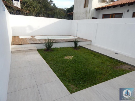 Imagem Casa com 3 Quartos à Venda, 86 m² em Laranjal - Pelotas