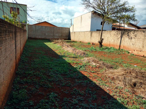 Imagem Terreno à Venda, 300 m² em Jardim Limoeiro - Pirassununga Imagem Terreno à Venda, 300 m² em Jardim Limoeiro - Pirassununga