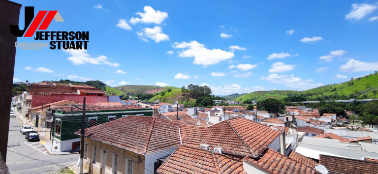 Imagem Casa com 3 Quartos à Venda, 190 m² em Centro - Guaratinguetá Imagem Casa com 3 Quartos à Venda, 190 m² em Centro - Guaratinguetá