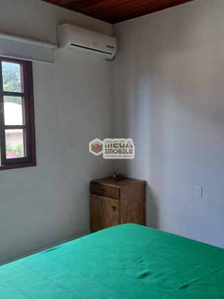Imagem Casa com 5 Quartos à Venda, 180 m² em Fazenda Da Armação - Governador Celso Ramos