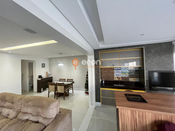 Imagem Apartamento com 3 Quartos à Venda, 155 m²