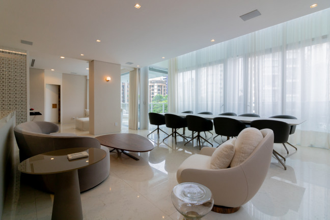 Imagem Apartamento com 2 Quartos à Venda, 151 m² em Itaim Bibi - São Paulo