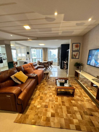 Imagem Apartamento com 3 Quartos à Venda, 120 m² em Centro - Balneário Camboriú Imagem Apartamento com 3 Quartos à Venda, 120 m² em Centro - Balneário Camboriú