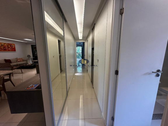 Imagem Apartamento com 4 Quartos à Venda, 190 m² em Jaqueira - Recife