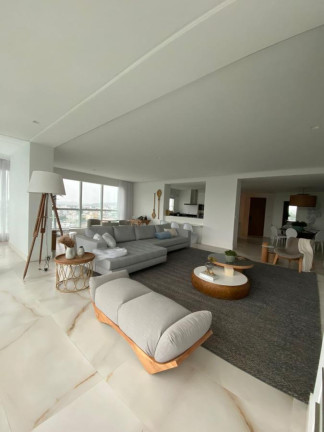 Imagem Apartamento com 3 Quartos à Venda, 182 m² em Centro - Balneário Camboriú Imagem Apartamento com 3 Quartos à Venda, 182 m² em Centro - Balneário Camboriú