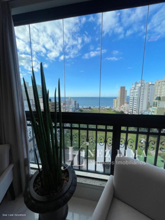 Imagem Imóvel com 4 Quartos à Venda, 250 m² em Meia Praia - Itapema Imagem Imóvel com 4 Quartos à Venda, 250 m² em Meia Praia - Itapema