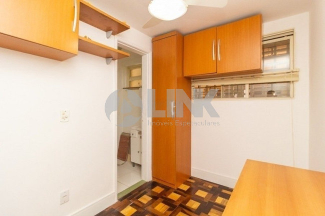 Imagem Apartamento com 3 Quartos à Venda, 80 m² em Menino Deus - Porto Alegre Imagem Apartamento com 3 Quartos à Venda, 80 m² em Menino Deus - Porto Alegre