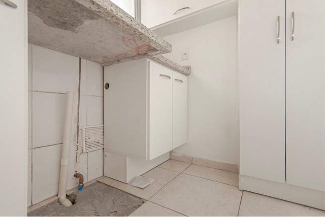 Imagem Imóvel com 2 Quartos à Venda, 48 m² em Teresópolis - Porto Alegre
