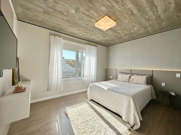Imagem Casa com 3 Quartos à Venda, em -- - Xangri-la Imagem Casa com 3 Quartos à Venda, em -- - Xangri-la