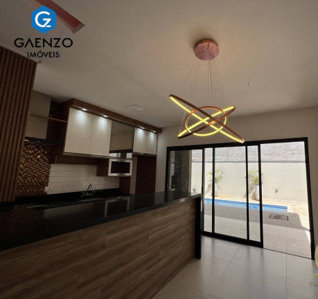 Imagem Casa de Condomínio com 4 Quartos à Venda, 178 m² em Suru - Santana De Parnaíba Imagem Casa de Condomínio com 4 Quartos à Venda, 178 m² em Suru - Santana De Parnaíba