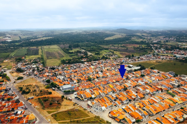 Imagem Casa com 2 Quartos à Venda,  em Parque Almerinda Pereira Chaves - Jundiaí