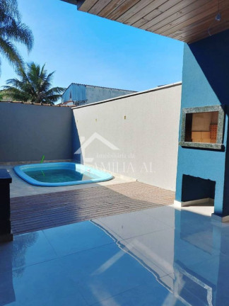 Sobrado com 3 Quartos à Venda, 135 m² em Floresta - Joinville