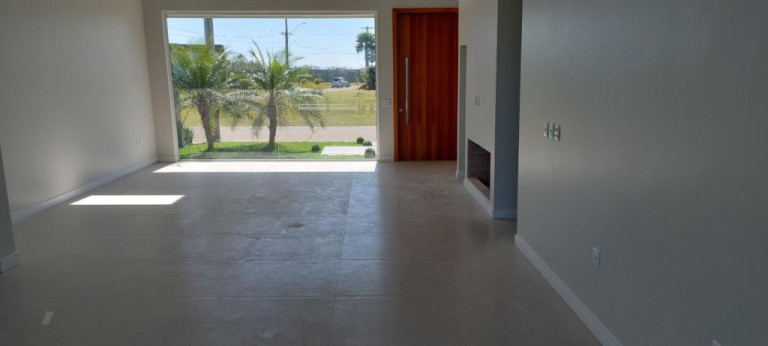 Imagem Casa com 3 Quartos à Venda, 194 m² em Centro - Torres
