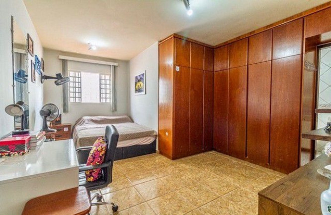 Imagem Casa com 5 Quartos à Venda, 830 m² em Setor Habitacional Arniqueira (águas Claras) - Brasília Imagem Casa com 5 Quartos à Venda, 830 m² em Setor Habitacional Arniqueira (águas Claras) - Brasília