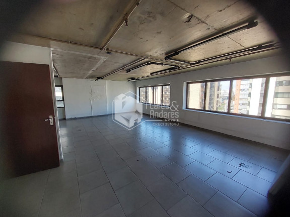Sala Comercial à Venda, 156 m² em Moema - São Paulo
