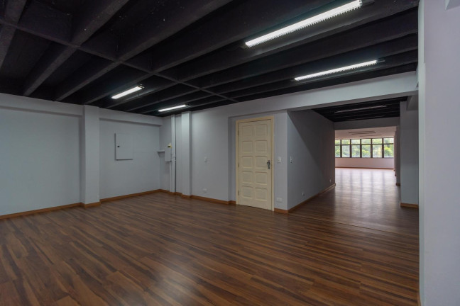 Imagem Imóvel Comercial à Venda, 2.096 m² em Centro - Curitiba Imagem Imóvel Comercial à Venda, 2.096 m² em Centro - Curitiba