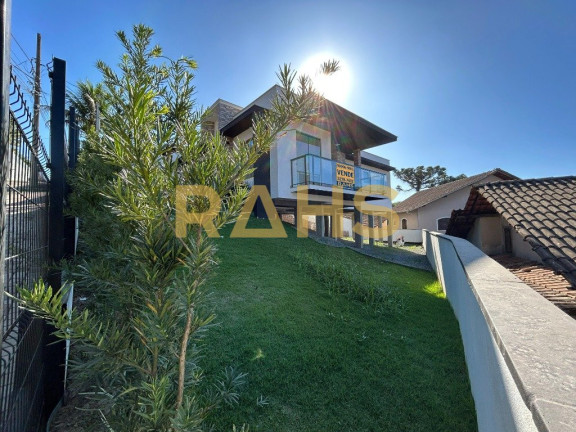 Casa com 3 Quartos à Venda, 129 m² em Floresta - Joinville